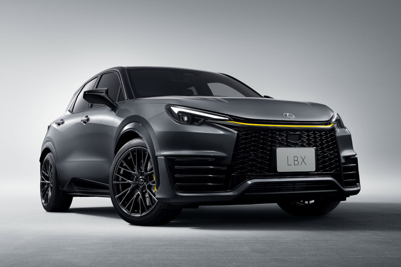 レクサス、東京オートサロンに出展した『LBX MORIZO RR』の特別仕様を限定発売へ。100台のみ“オリジナル・エディション”登場