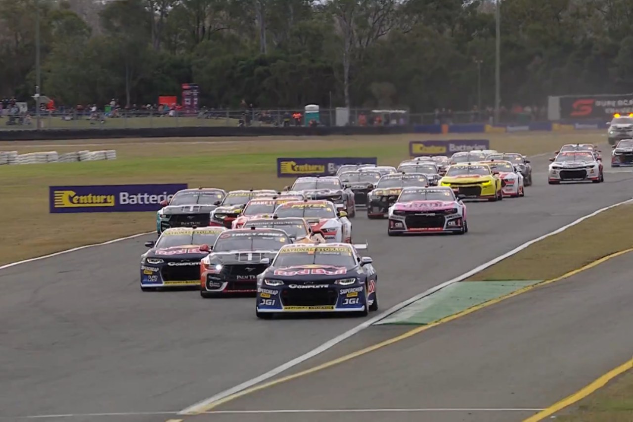 僚友対決を制しフィーニーが3戦2勝、年間勝率5割に。スプリント初制覇でファイナル進出へ／RSC第8戦