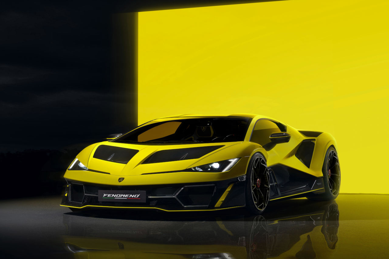 ランボルギーニ、限定モデルの集大成『フェノメノ』を初公開。革新的技術の結晶は世界29台のみ