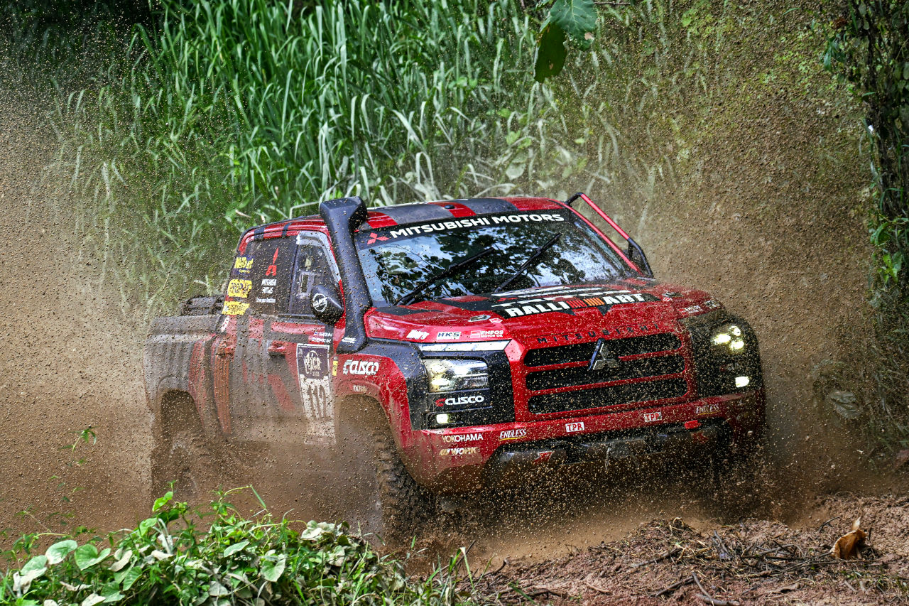 チーム三菱ラリーアート アジアクロスカントリーラリー2025