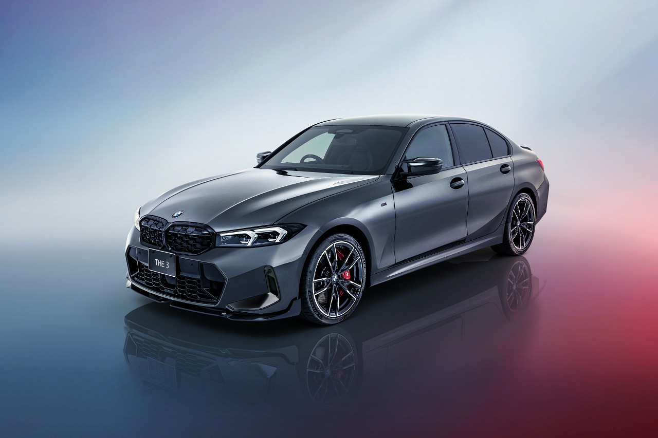 BMW、セグメントを代表する『3シリーズ』に誕生50周年記念特別限定車を設定。全国710台限定に