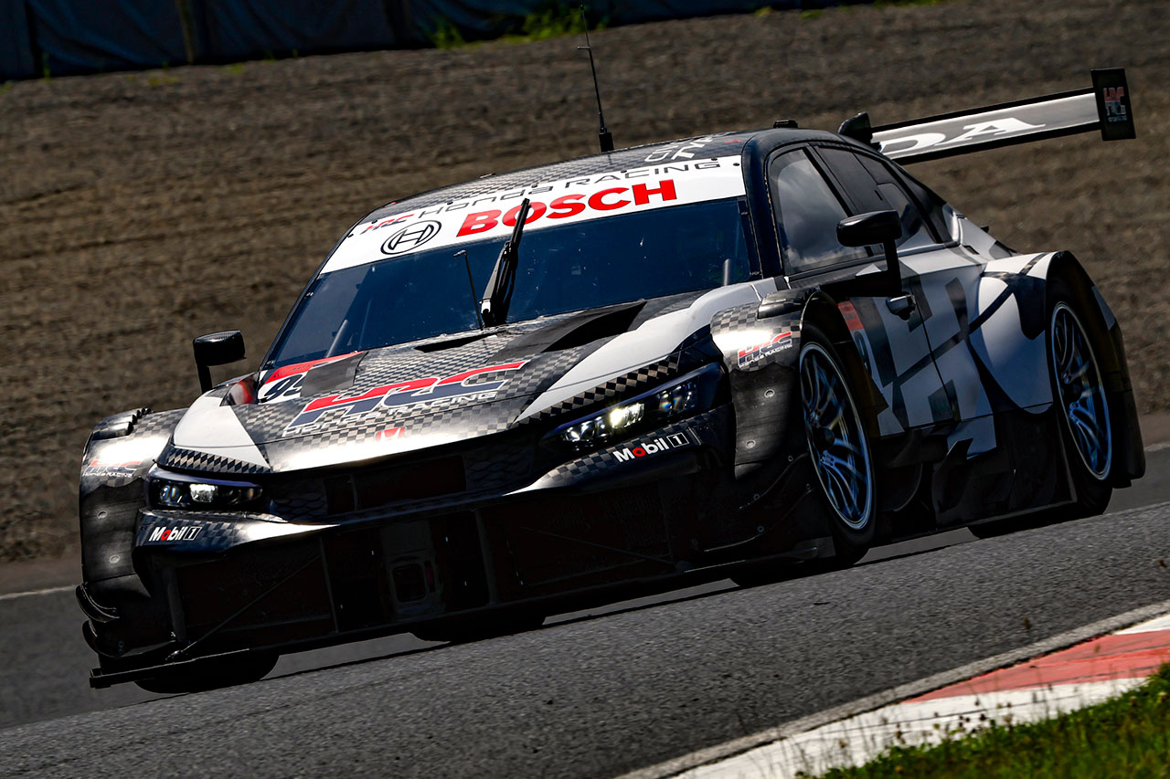 モービル1とホンダ・レーシング、スーパーGTでの関係を強固に示す新テクノロジーパートナーシップロゴを発表