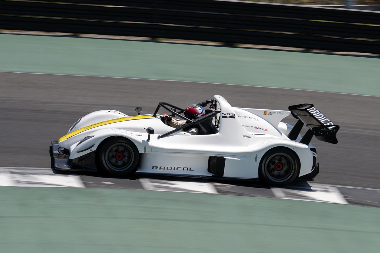 ラディカルとクラフト・バンブーがラディカル・ジャパンを設立。SR3 XXRをはじめ各モデルの販売／サポートをスタート