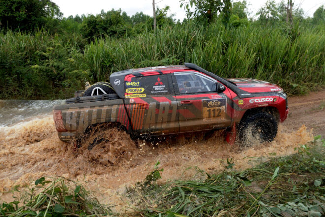 横浜ゴムの『GEOLANDAR』装着車がアジアクロスカントリーラリーで2年ぶりの総合優勝を達成