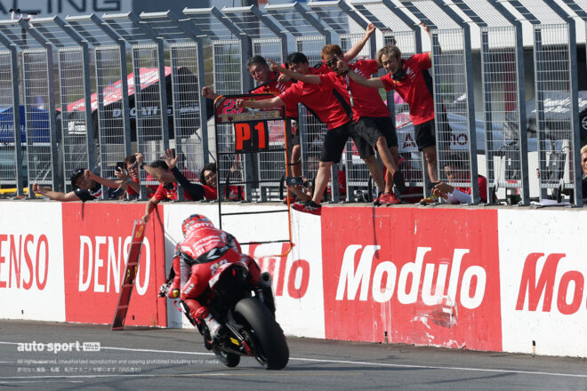 羽田が2位以下を寄せ付けない走りで今季初優勝。西村が2番手に追い上げるも終盤に転倒／2025全日本ロード第4戦もてぎST1000レース1