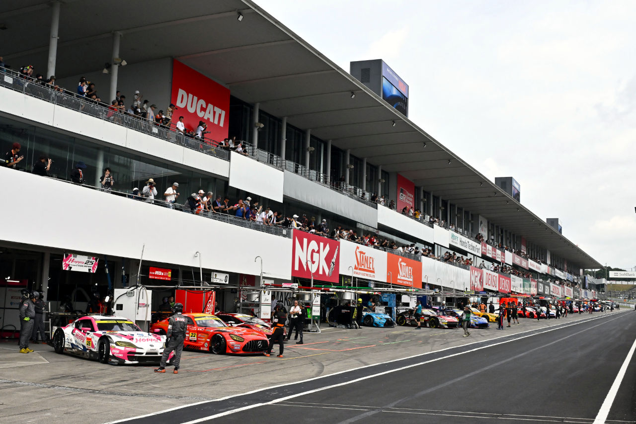 【動画】2025スーパーGT第5戦鈴鹿 予選日ハイライト