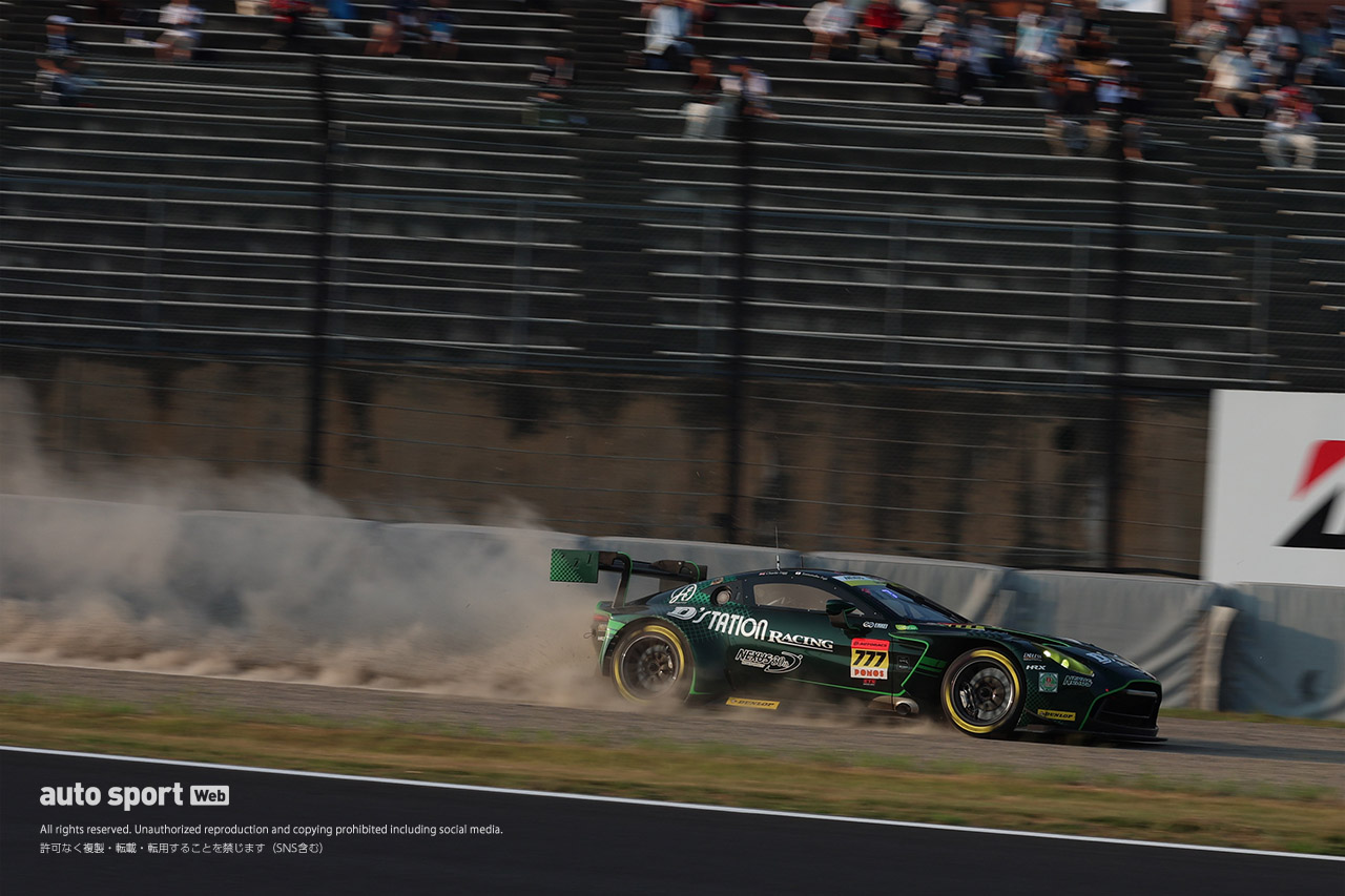 D’station Vantage GT3（藤井誠暢／チャーリー・ファグ）