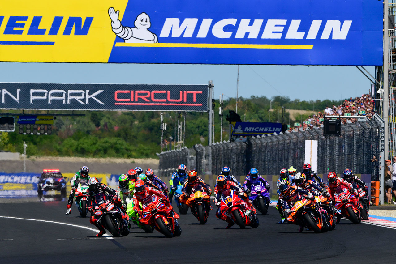 M.マルケス今季10勝目。再起奮闘マルティンは12台抜きの4位入賞／MotoGP第14戦ハンガリーGP