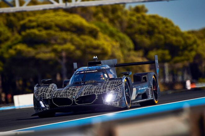 BMW Mハイブリッド V8
