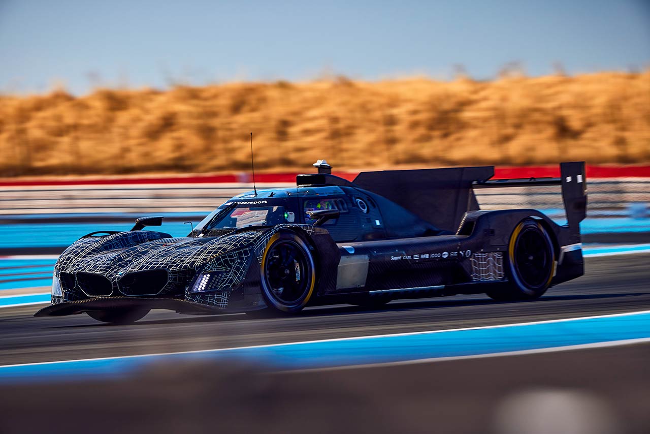 BMW Mハイブリッド V8