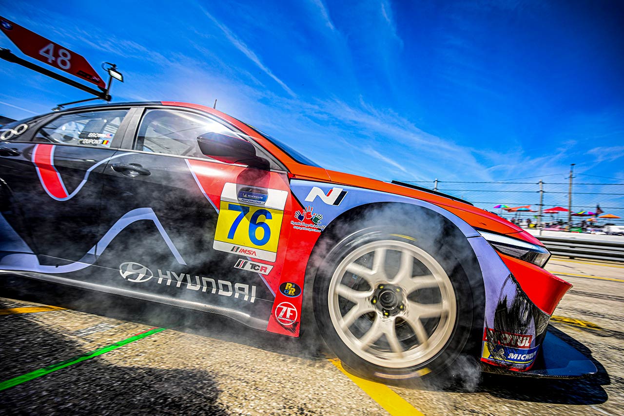 ヒョンデ・エラントラN TCR