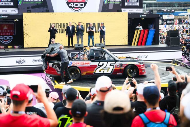 新興カウリグが来季2026年復帰ラムのファクトリーチームに就任。5台のトラックを投入へ／NASCAR