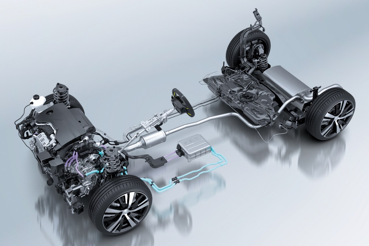 プジョー、コンパクトSUV『2008』に新開発ハイブリッドを搭載。WLTCモードは21.5km／ℓに