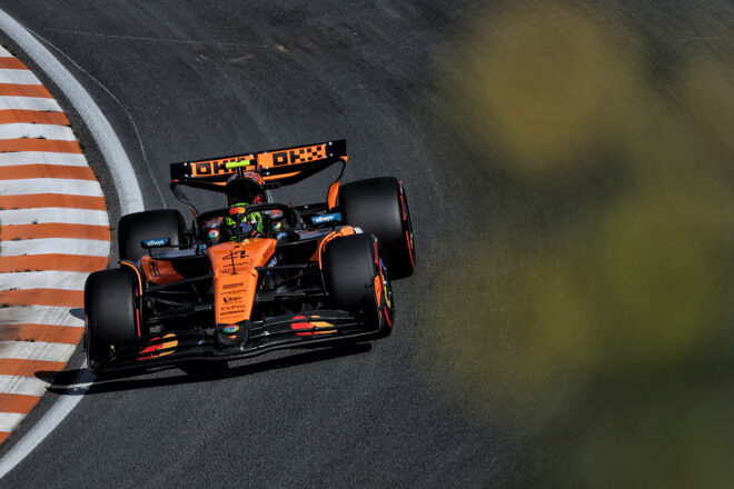 レッドブル・ジャパン】F1ドライバーの直筆サイン入りグッズ等が