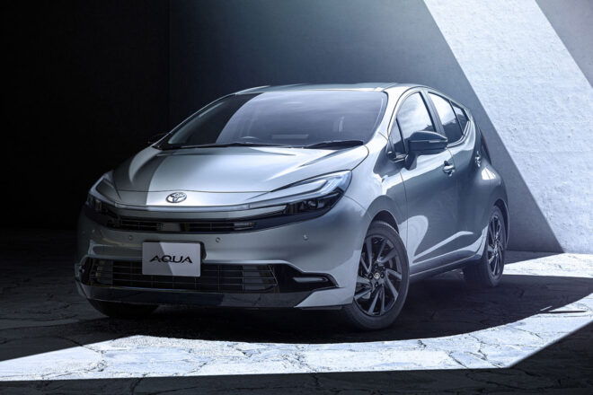 『トヨタ・アクア』が大幅改良。ハンマーヘッド採用のほか内外装に新色、ブレーキホールド標準化