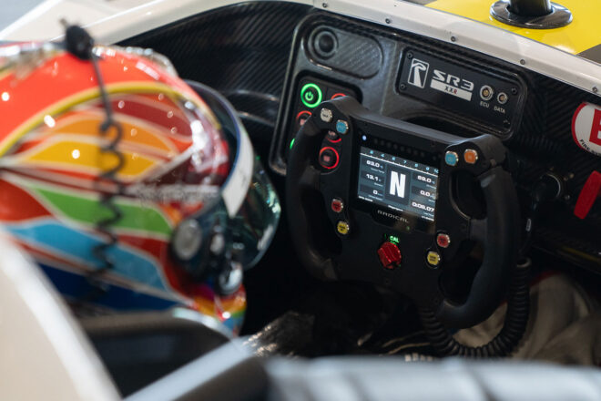 「最近乗ったクルマで一番横Gが強かった」田中哲也が語るラディカルSR3 XXRの真価とコーナリング性能