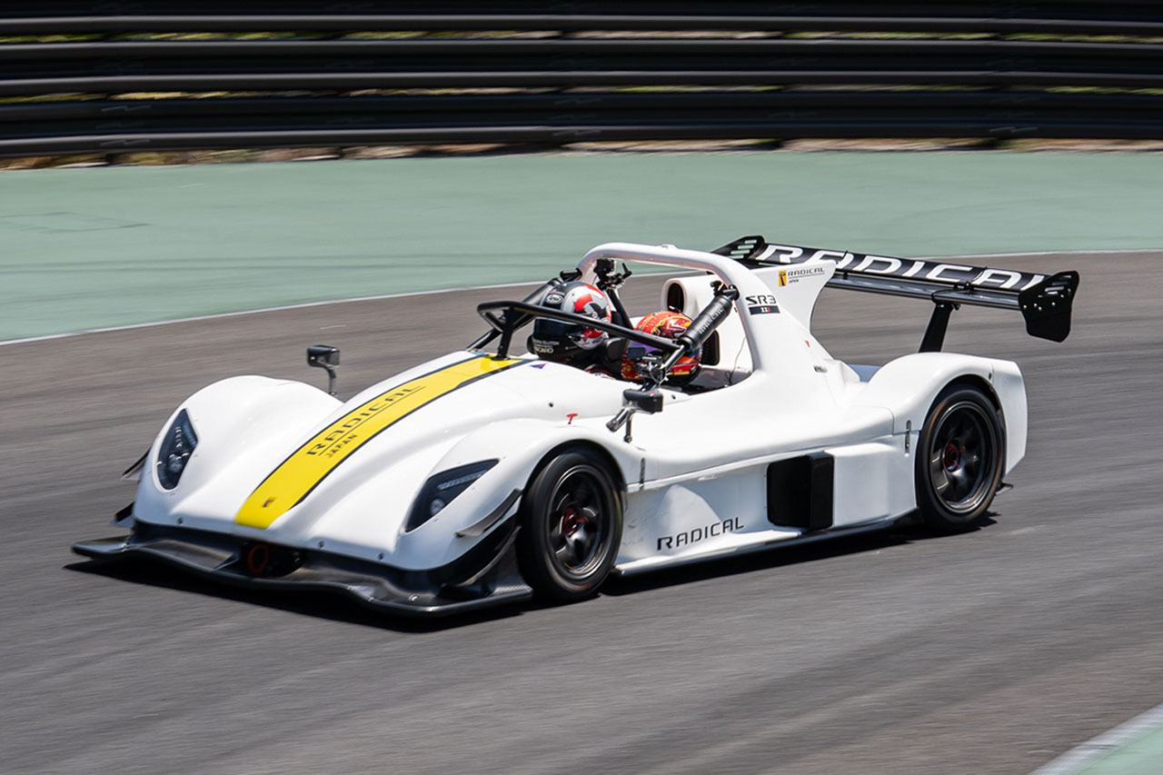 「最近乗ったクルマで一番横Gが強かった」田中哲也が語るラディカルSR3 XXRの真価とコーナリング性能