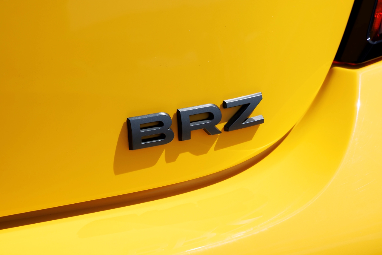 スバルBRZにビビッドな特別カラー登場。300台限定の『STI Sport YELLOW EDITION』の抽選申し込みスタート