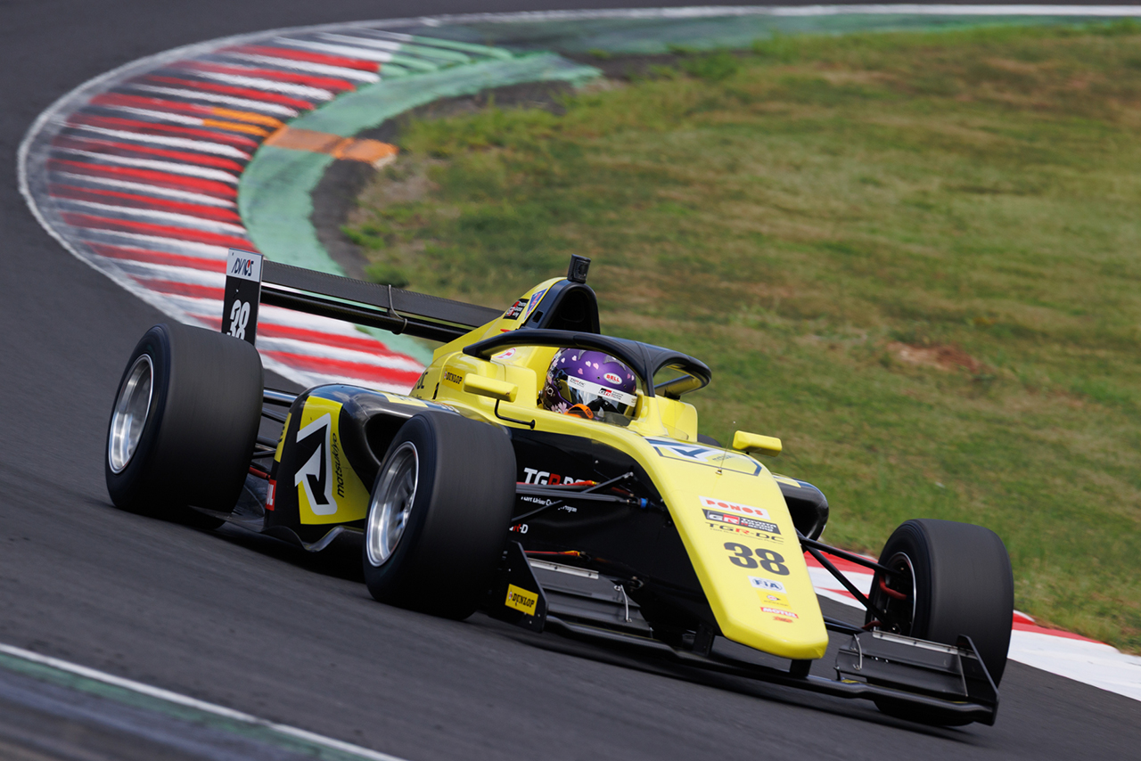 鈴木斗輝哉（マツモトキヨシ TOM’S TGR-DC FR）