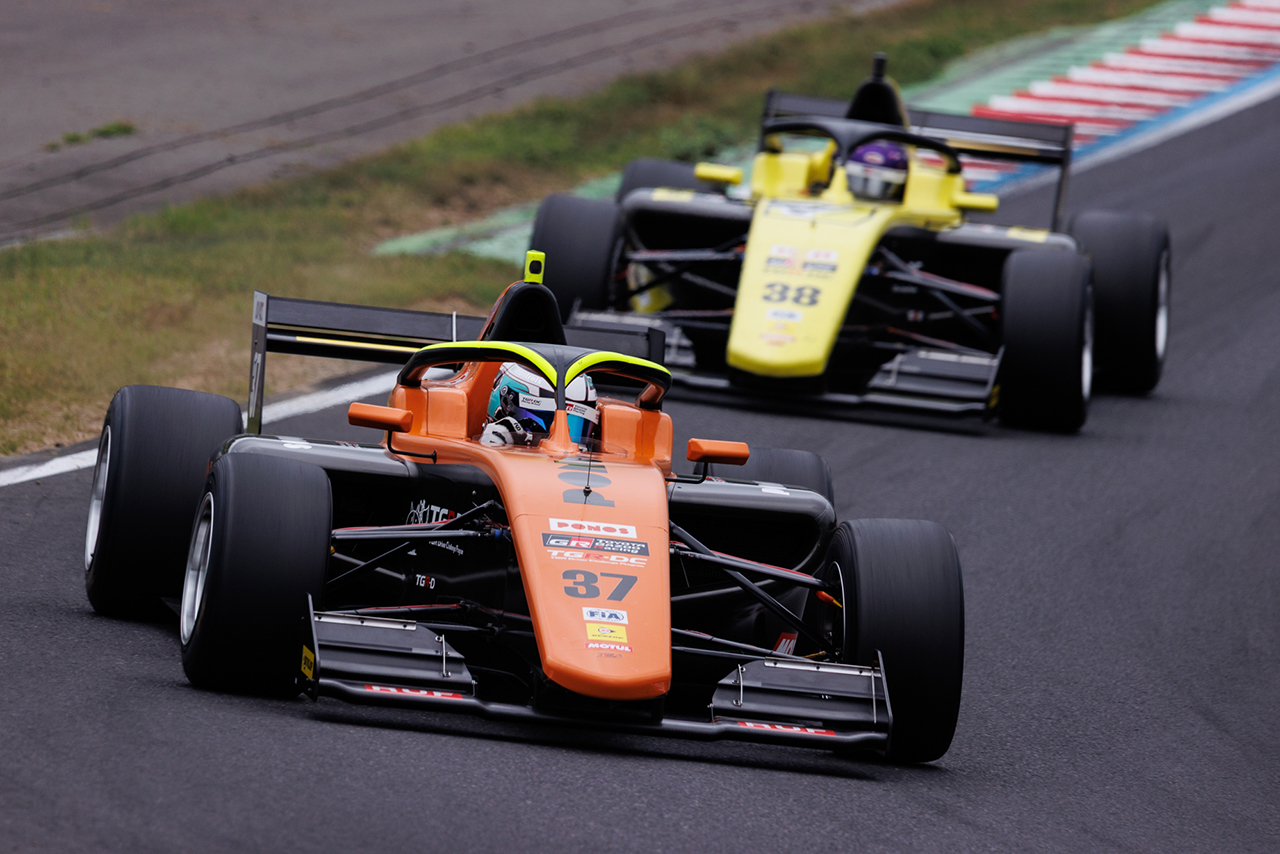 梅垣清（PONOS RACING TOM’S TGR-DC FR）