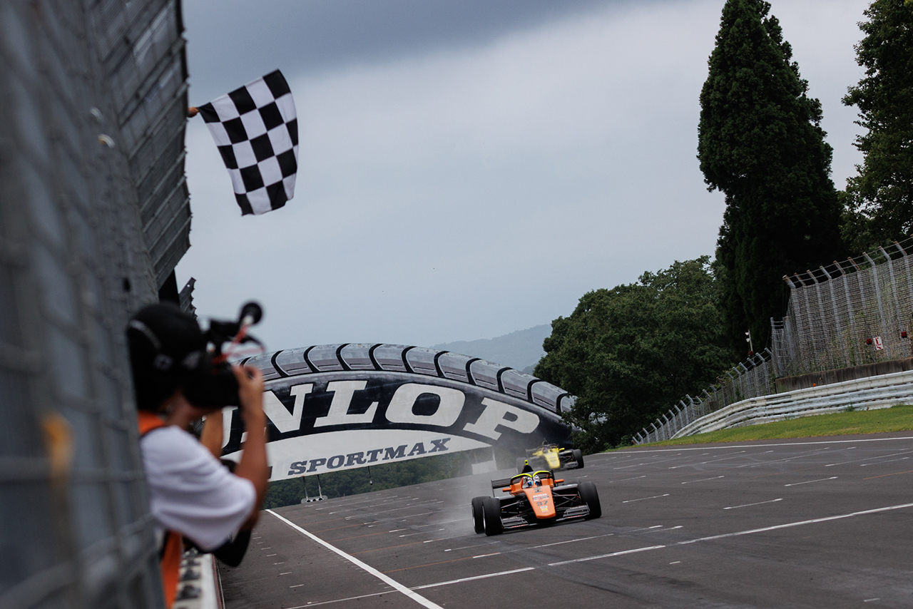 梅垣清（PONOS RACING TOM’S TGR-DC FR）