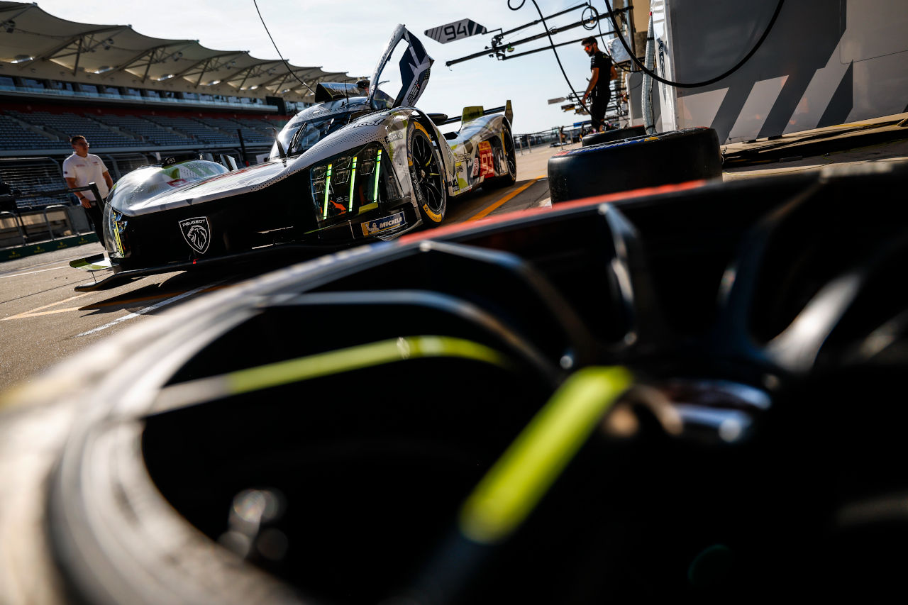 性能調整プロセスを再変更／ジョーカーを何枚切るか／可夢偉らレース後は日本直行etc.【WEC第6戦オースティン金曜Topics】