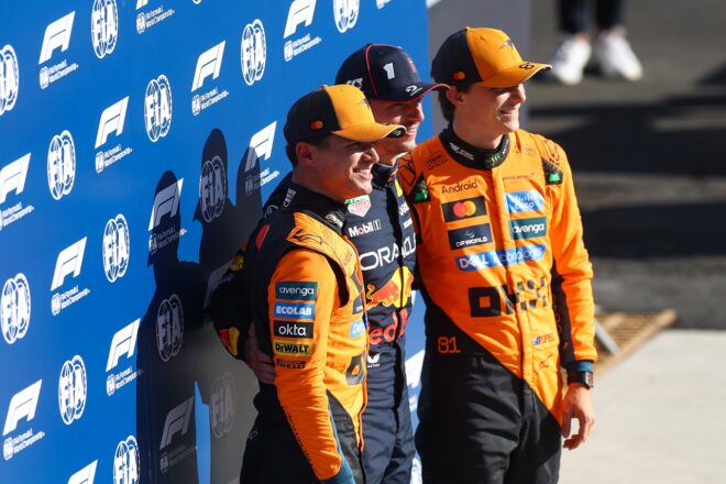 マックス・フェルスタッペン（レッドブル）、ランド・ノリス（マクラーレン）、オスカー・ピアストリ（マクラーレン）