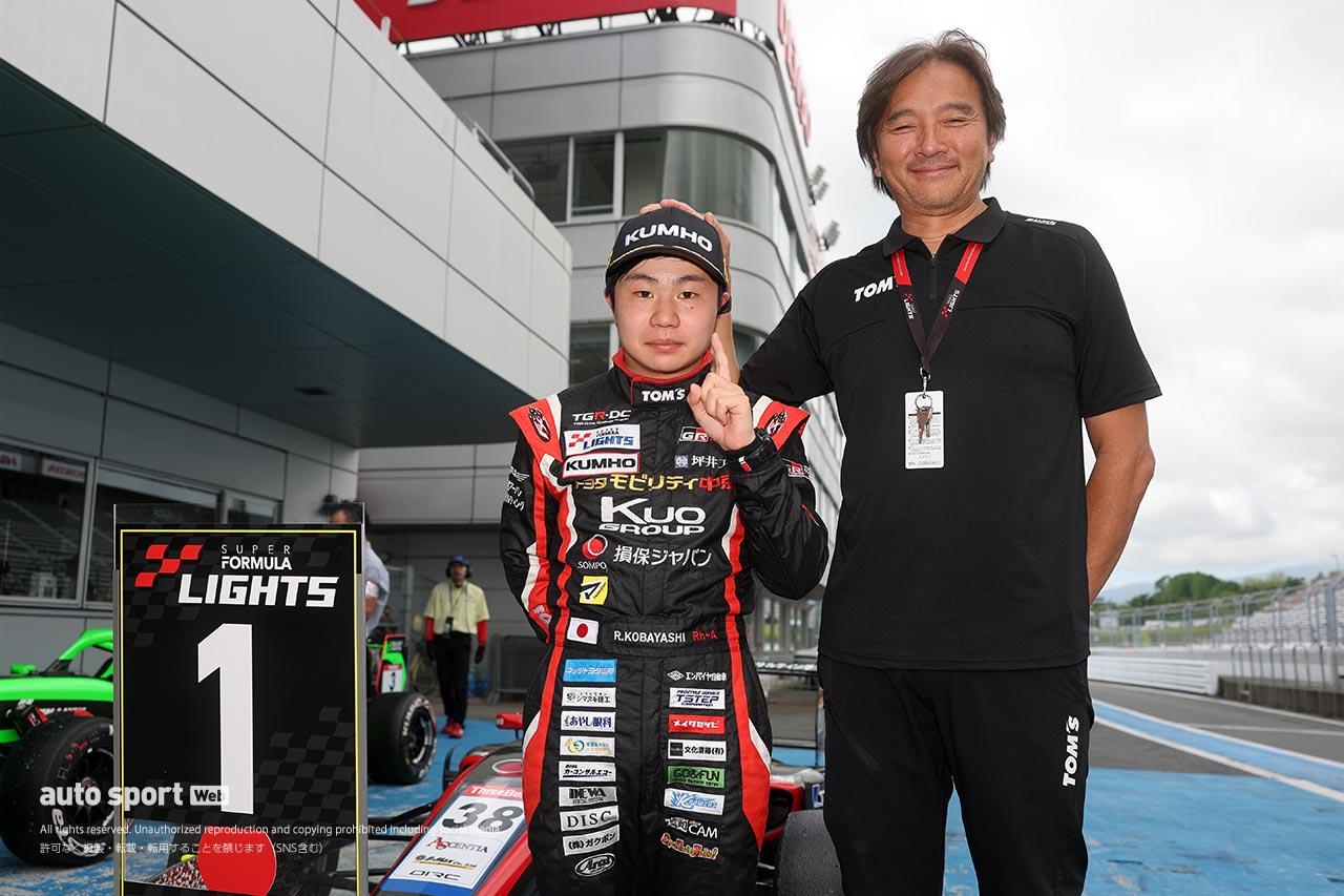 スーパーフォーミュラ・ライツ第14戦富士はポール・トゥ・ウインで小林利徠斗が今季初優勝を飾る。三井優介が初表彰台