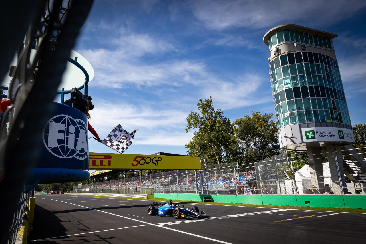 2025年FIA F2第11戦モンツァ　ルーク・ブラウニング（ハイテックTGR／ウイリアムズ育成）