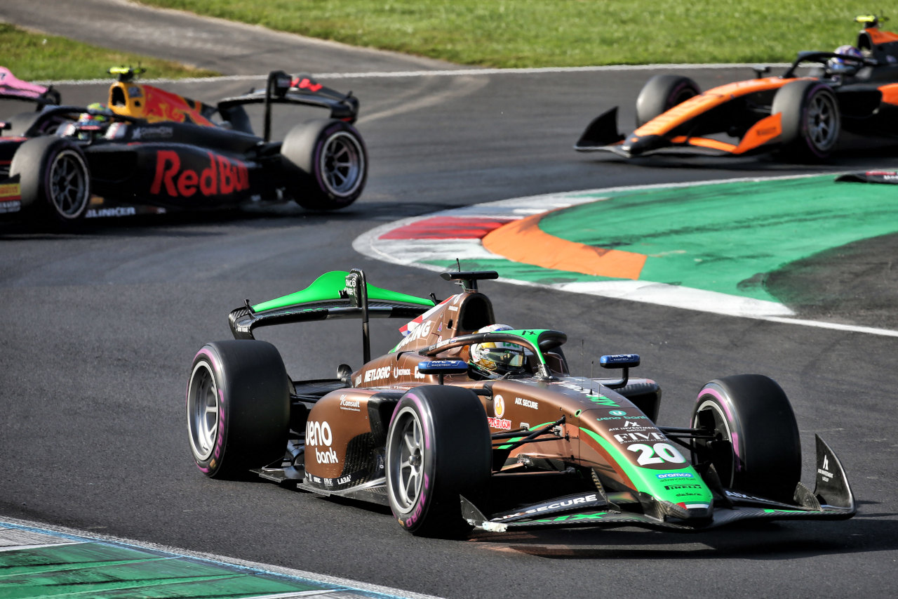 2025年FIA F2第11戦モンツァ　ジョシュア・デュルクセン（AIXレーシング）