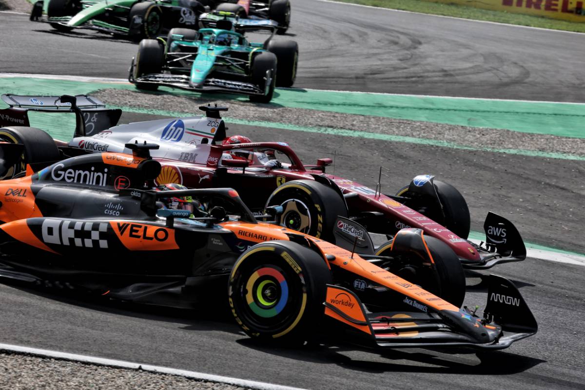 オスカー・ピアストリ（マクラーレン）＆シャルル・ルクレール（フェラーリ）