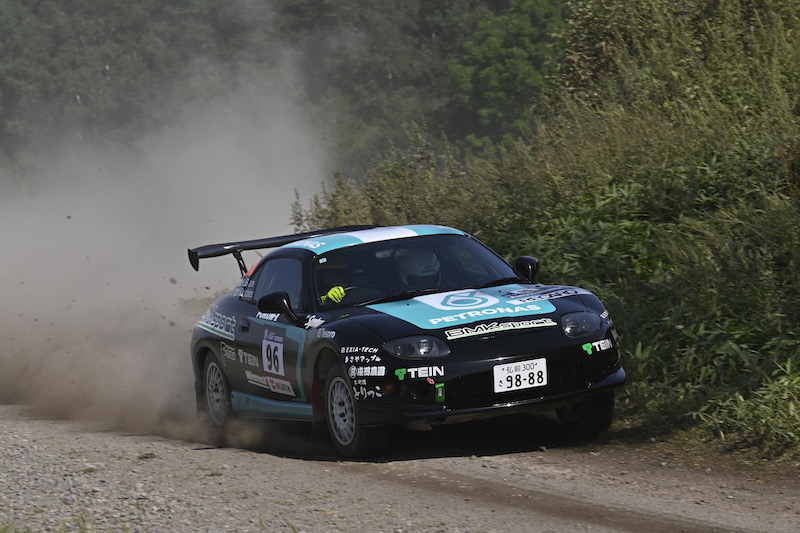 新井大輝が“サバイバル”の様相を呈したラリー北海道で今季3勝目／全日本ラリー第6戦