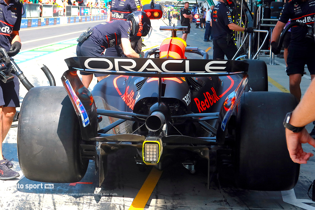 F1 Topic