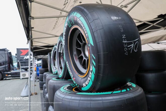 250本以上をバラして、組んで。ピットレーンでも活躍するヨコハマタイヤ・サービススタッフの『知られざる大仕事』