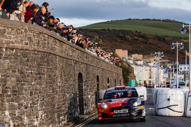 Mスポーツのジョン・アームストロングが待望の初優勝、フォード・フィエスタが1-2達成／ERC第7戦