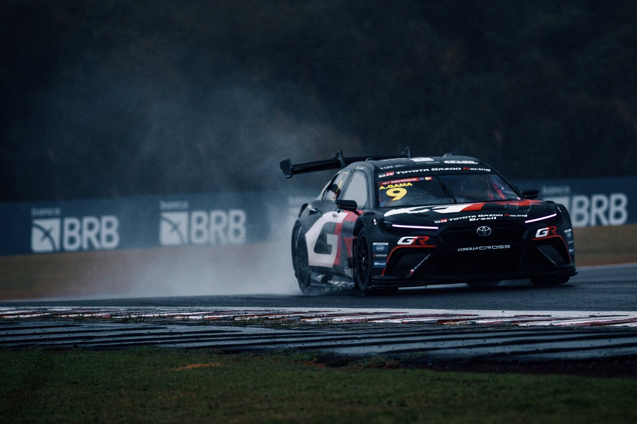 トヨタの新鋭20歳がスプリント初制覇、僚友JP・デ・オリベイラも3位表彰台で祝福／SCB第6戦