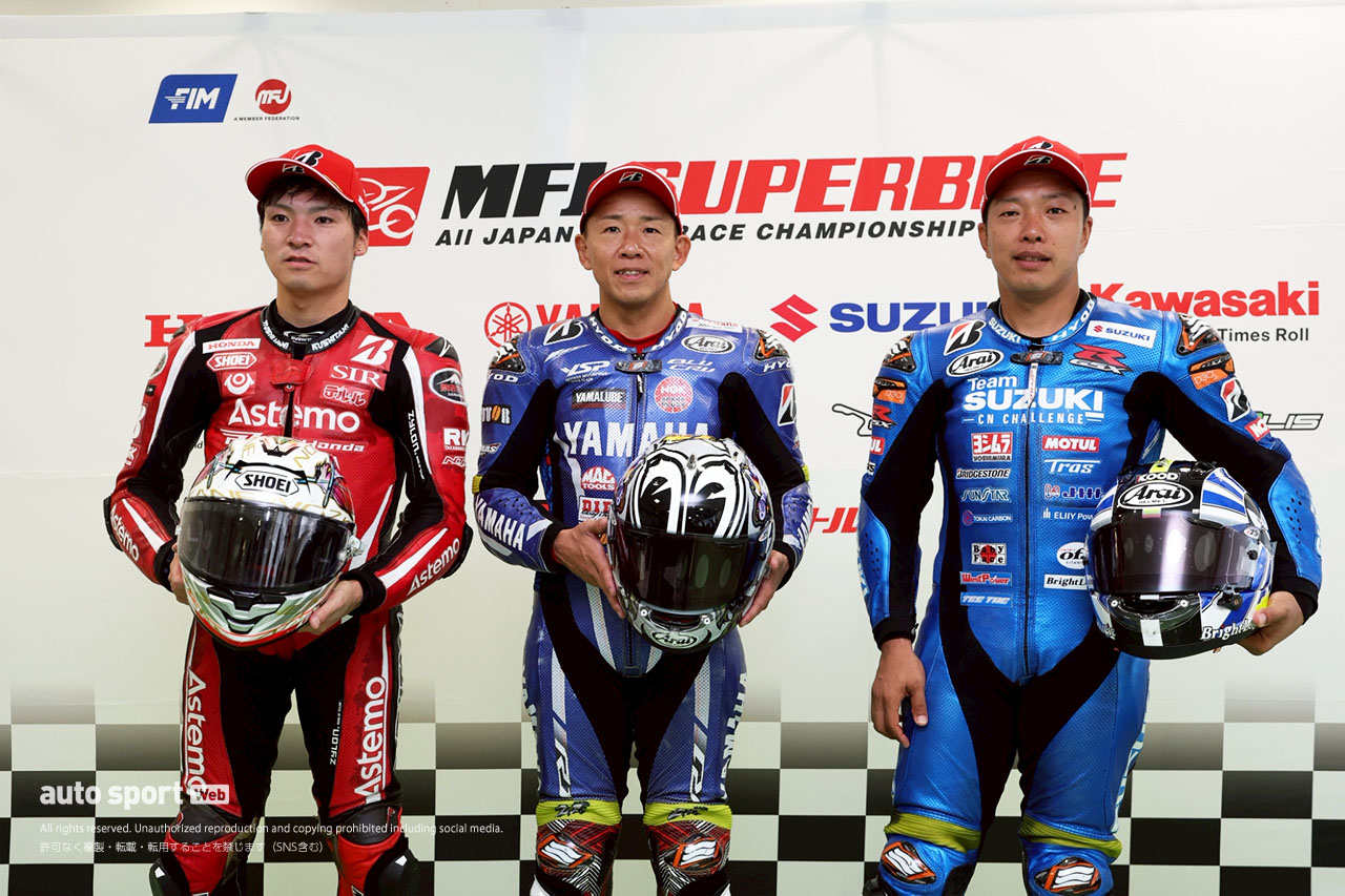 中須賀が引き離し独走優勝。最終周の雨で野左根、津田が表彰台守る／2025全日本ロード第5戦オートポリス JSB1000 レース1