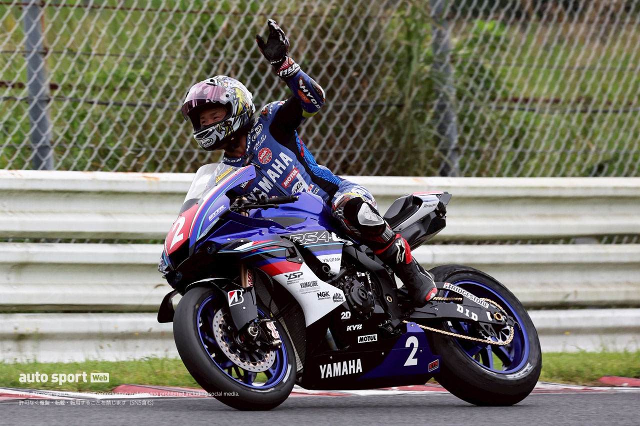 中須賀が引き離し独走優勝。最終周の雨で野左根、津田が表彰台守る／2025全日本ロード第5戦オートポリス JSB1000 レース1