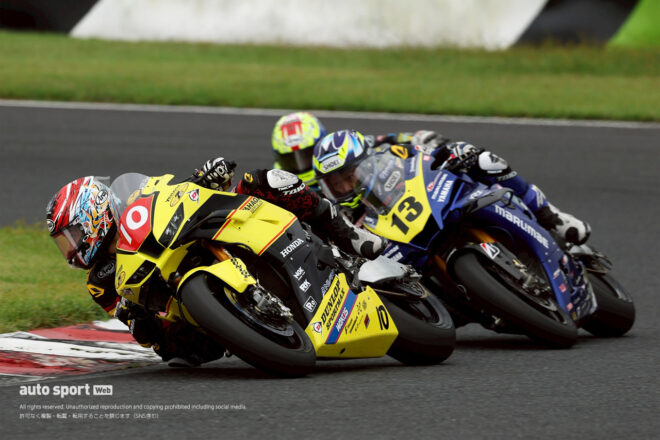 中須賀が引き離し独走優勝。最終周の雨で野左根、津田が表彰台守る／2025全日本ロード第5戦オートポリス JSB1000 レース1