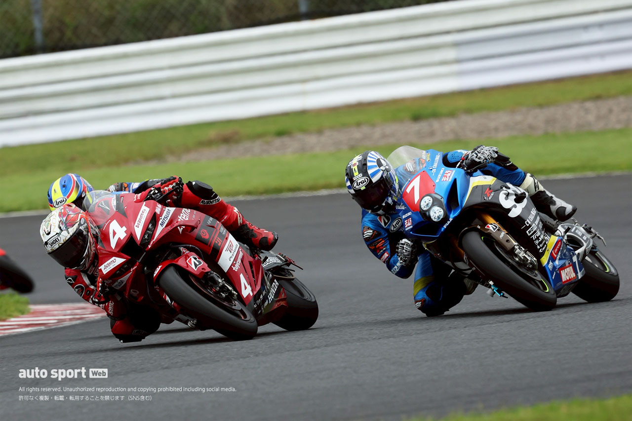 中須賀が引き離し独走優勝。最終周の雨で野左根、津田が表彰台守る／2025全日本ロード第5戦オートポリス JSB1000 レース1