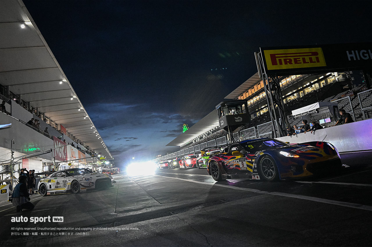 赤旗3回、最後は残り3分で再開の大混戦。第49回鈴鹿1000kmの予選はWRTの32号車BMWがポールポジション獲得
