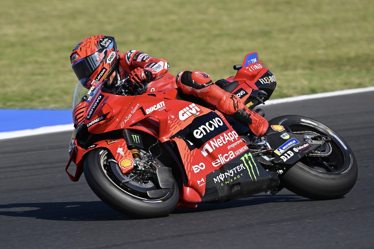 ベゼッチが今季スプリント初優勝。マルク・マルケスはスプリントで転倒リタイア／第16戦サンマリノGP
