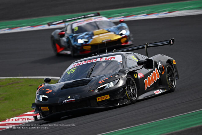 SROジャパンカップ鈴鹿レース2はPONOS RACINGの辻子／コッツォリーノ組がポール・トゥ・ウイン。チャンピオンは都筑／川端組に