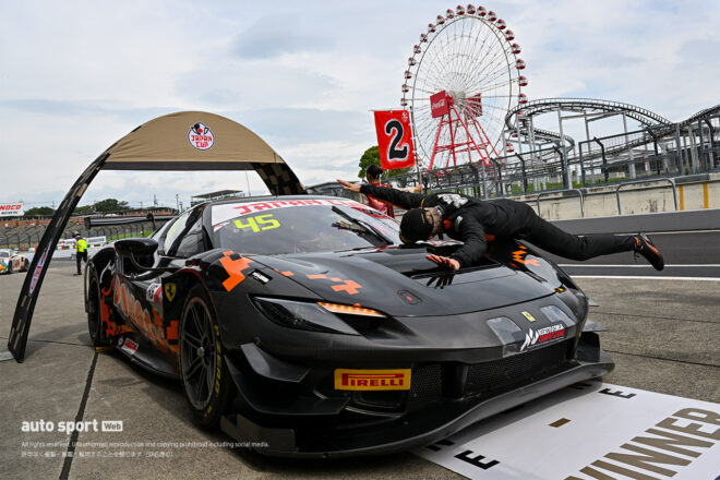 SROジャパンカップ鈴鹿レース2はPONOS RACINGの辻子／コッツォリーノ組がポール・トゥ・ウイン。チャンピオンは都筑／川端組に