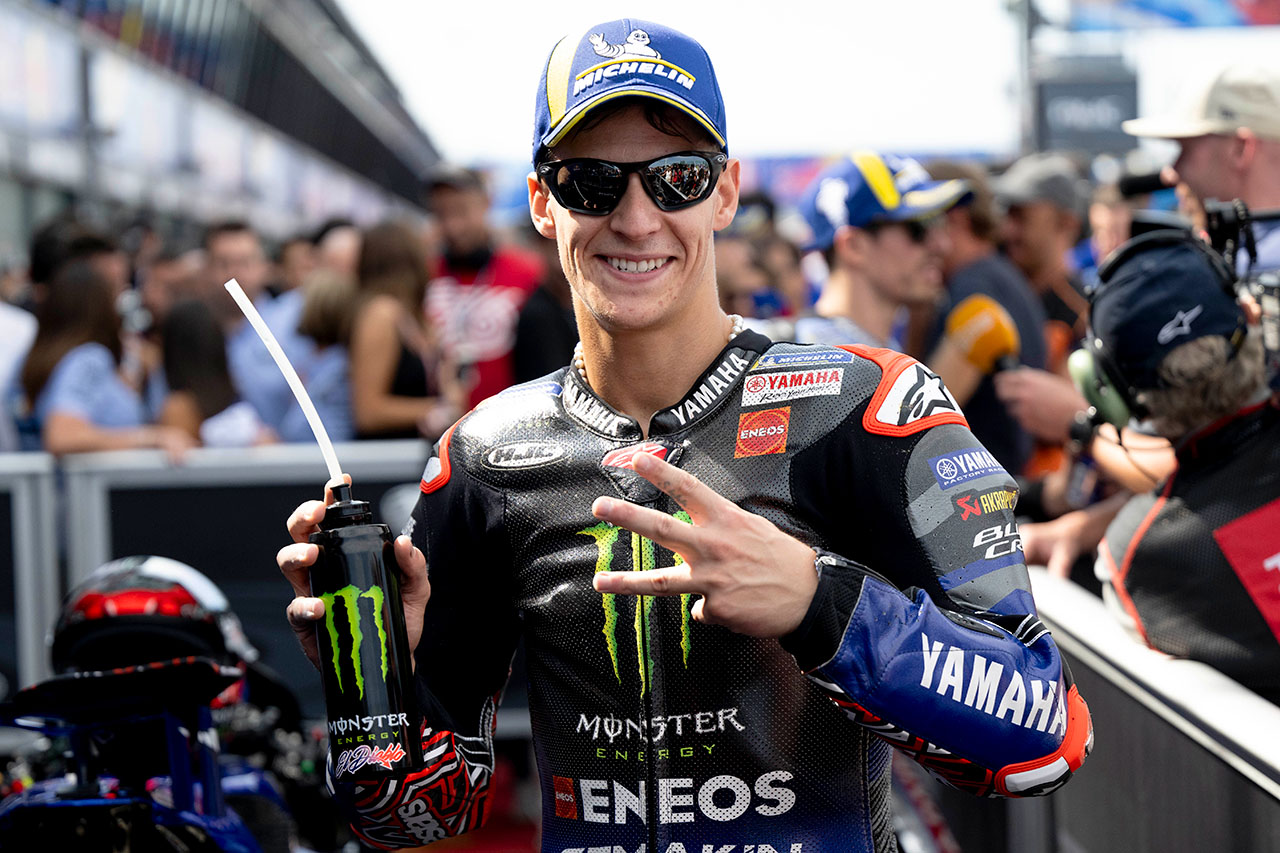 ヤマハ：クアルタラロ、予選3番手もスプリントで転倒「リヤに奇妙な感触があった」／第16戦サンマリノGP