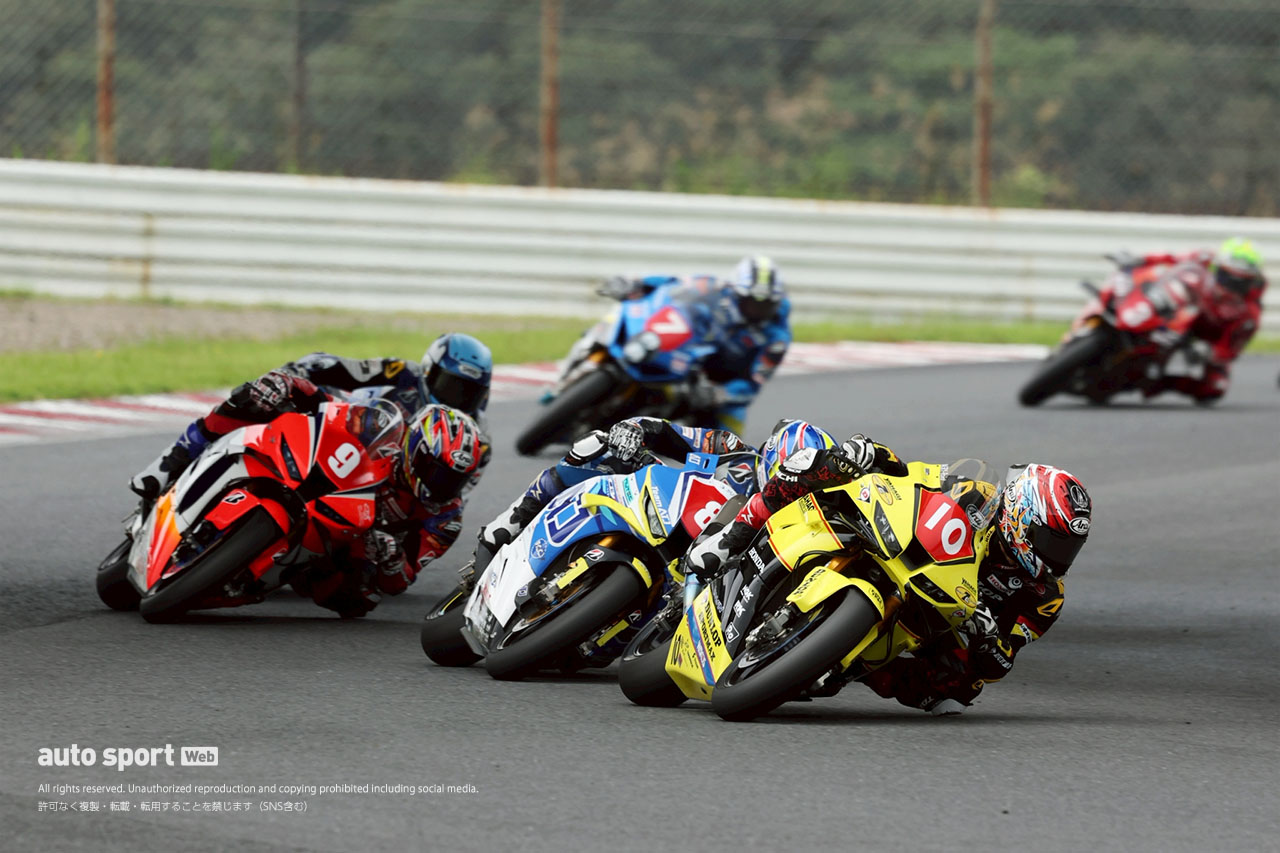 中須賀克行がダブルウイン達成。今季4勝で大幅リード／2025全日本ロード第5戦オートポリス JSB1000 レース2