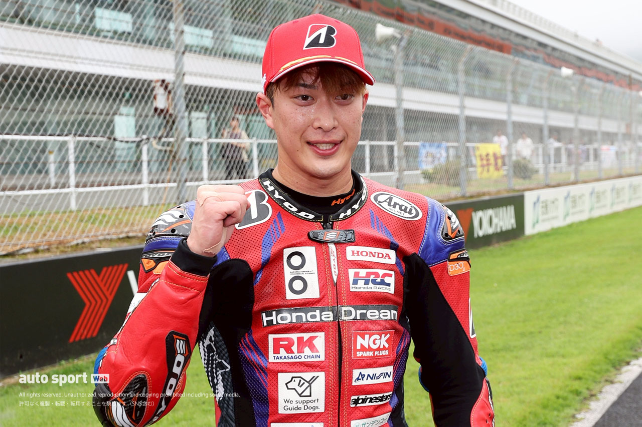 中須賀克行がダブルウイン達成。今季4勝で大幅リード／2025全日本ロード第5戦オートポリス JSB1000 レース2