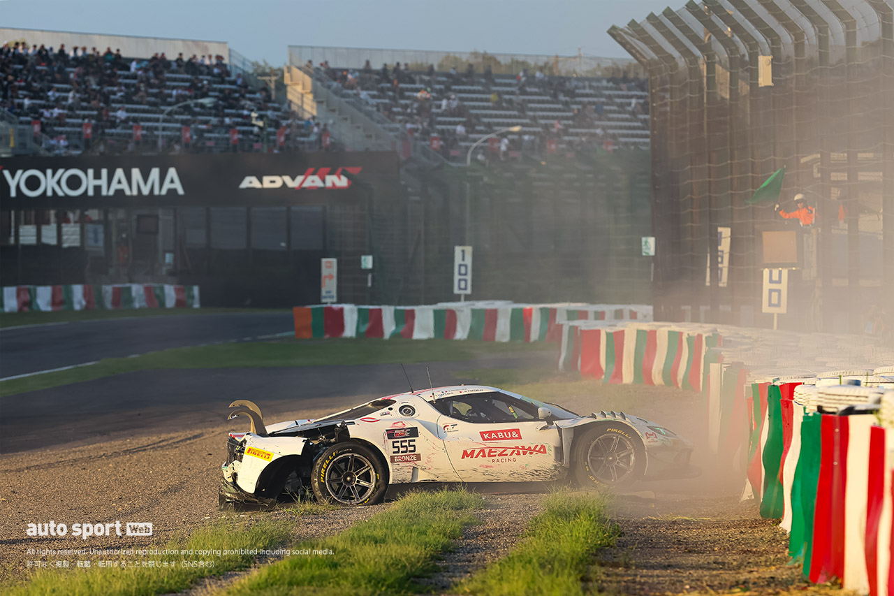 鈴鹿1000kmでワークスの意地が激突。SC3回、FCY7回の混乱レースをチームWRTの32号車BMWが完勝