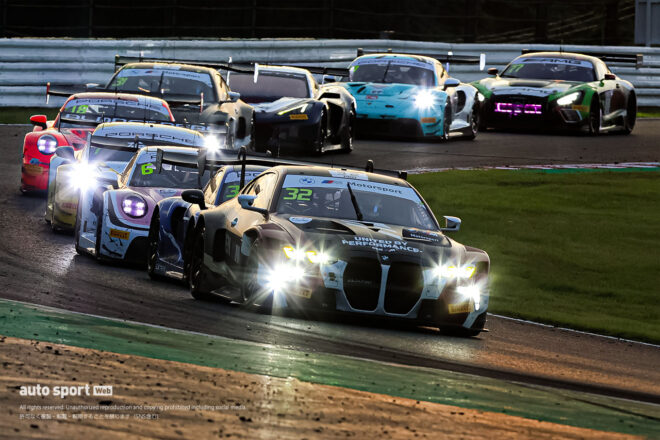 鈴鹿1000km制した32号車BMWのファン・デル・リンデ「マシンもチームも完璧だったよ！」2019年大会から連勝