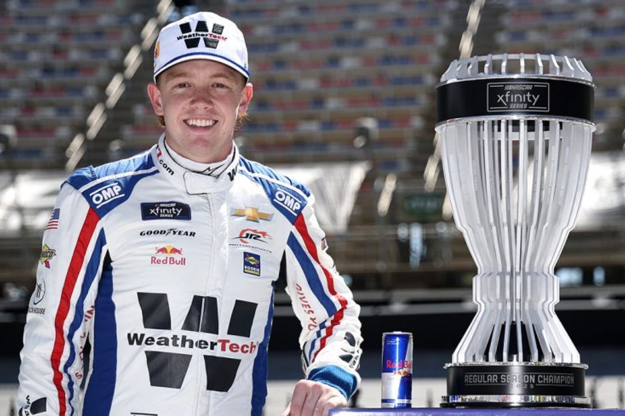 クリストファー・ベルがプレーオフ第1ラウンド最終戦を制覇。トヨタ陣営JGRは全車進出へ／NASCAR第29戦